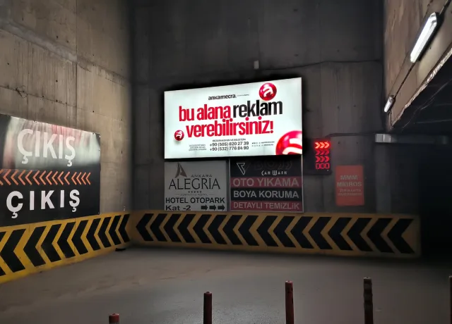 Ankara Podium AVM Otopark Giriş - Çıkış Duvar Pano görseli