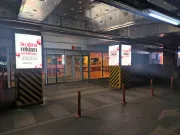 Ankara Podium AVM Otopark Yaya Girişi Kolon Yanları / 1