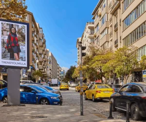 AKARETLER ŞAIRLER PARKI KAVŞAK
